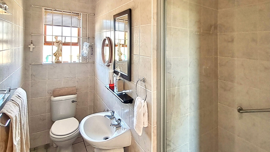 3 Bedroom Property for Sale in Vredenburg Western Cape